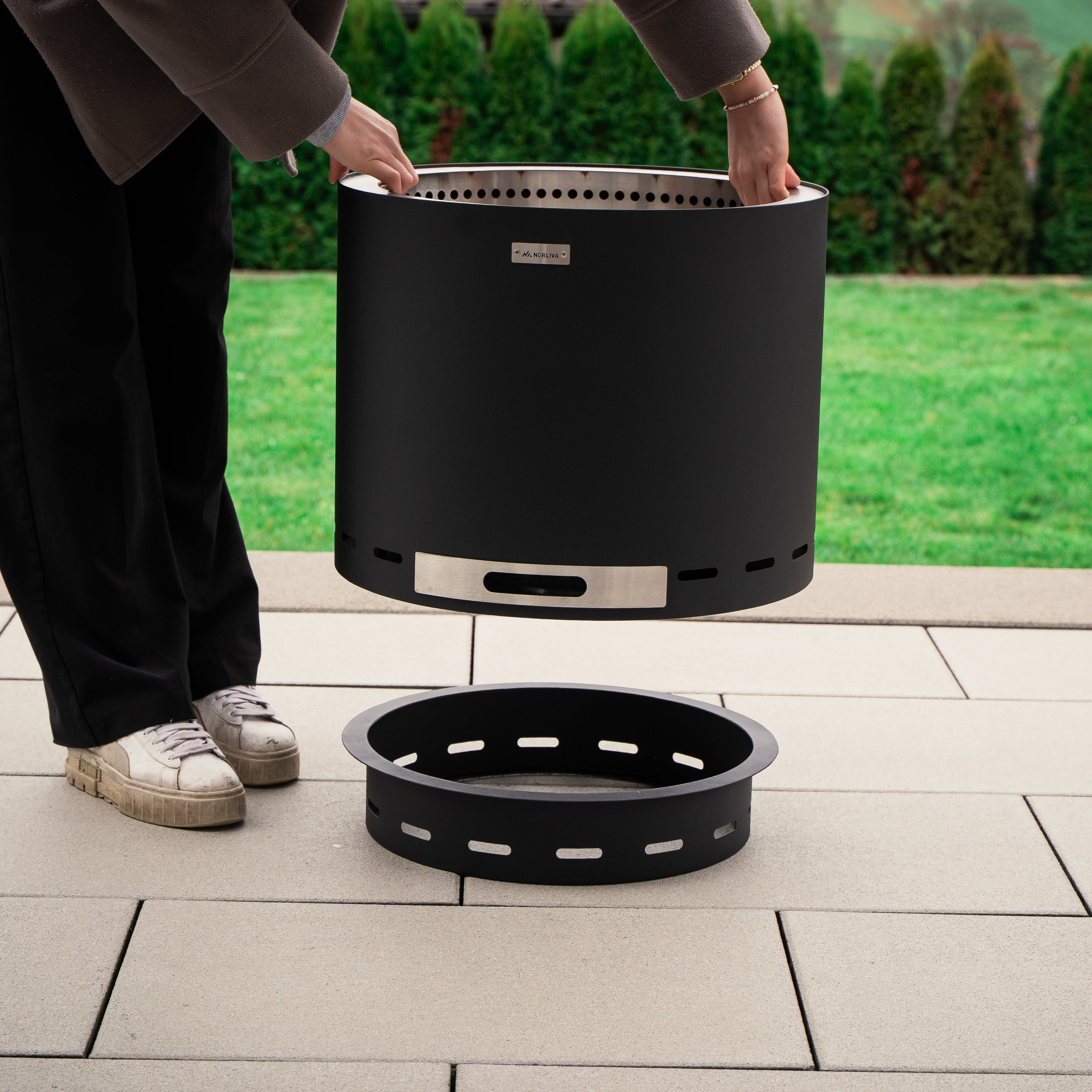 Set : Skara + Couvercle + Grille à plaques de cuisson + Accessoire pour four à pizza