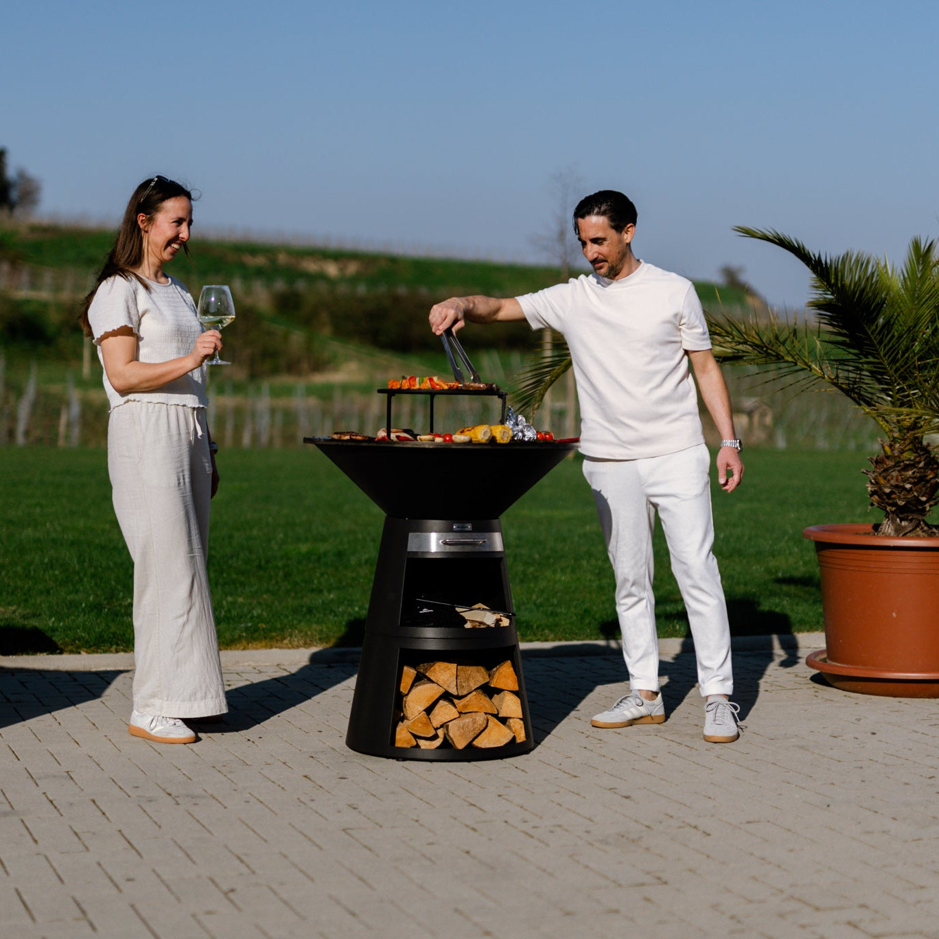 Barbecue à plaques de feu Aska, 80 cm