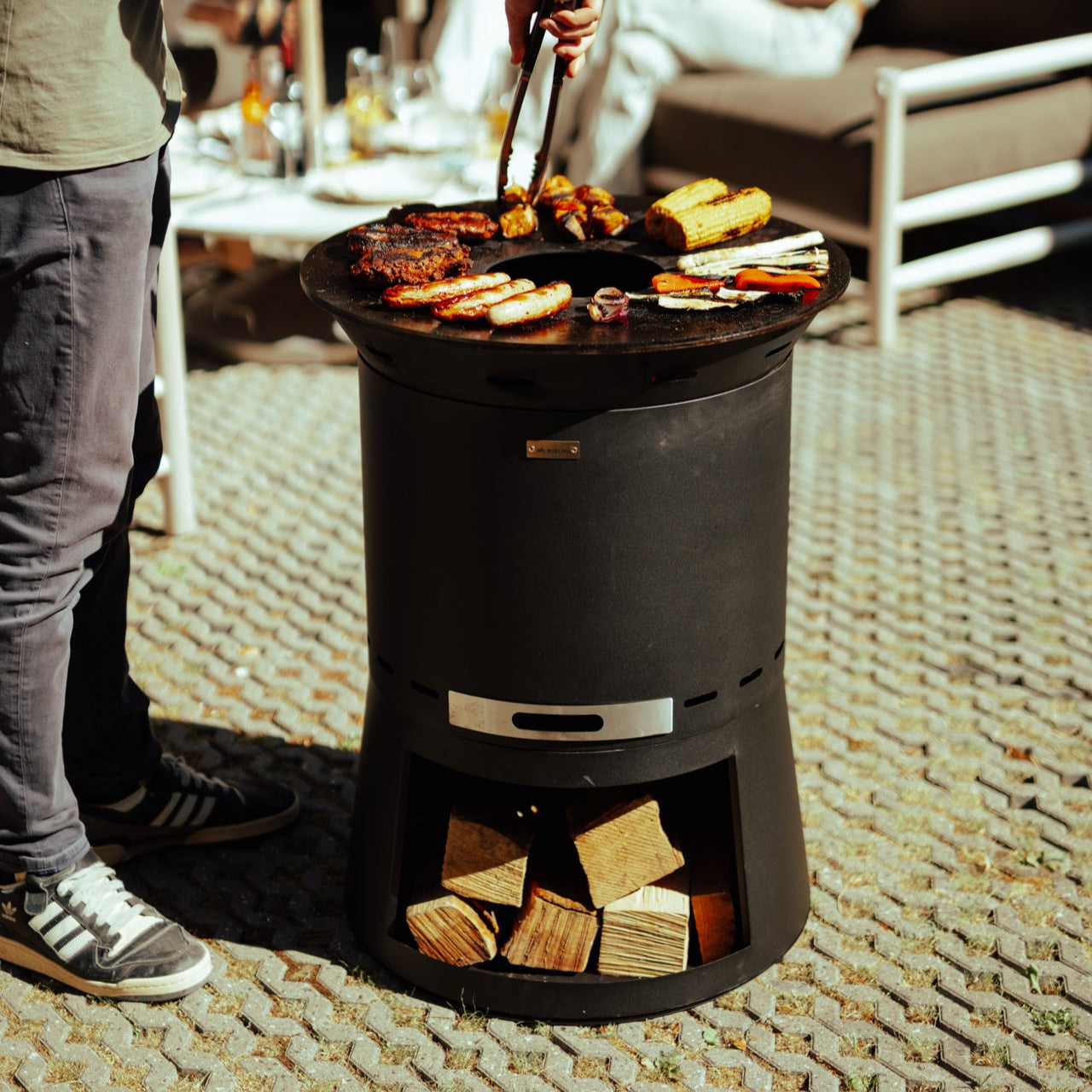 Set: Skara Pluss + Deckel + Feuerplatten-Grill + Pizzaofen-Aufsatz