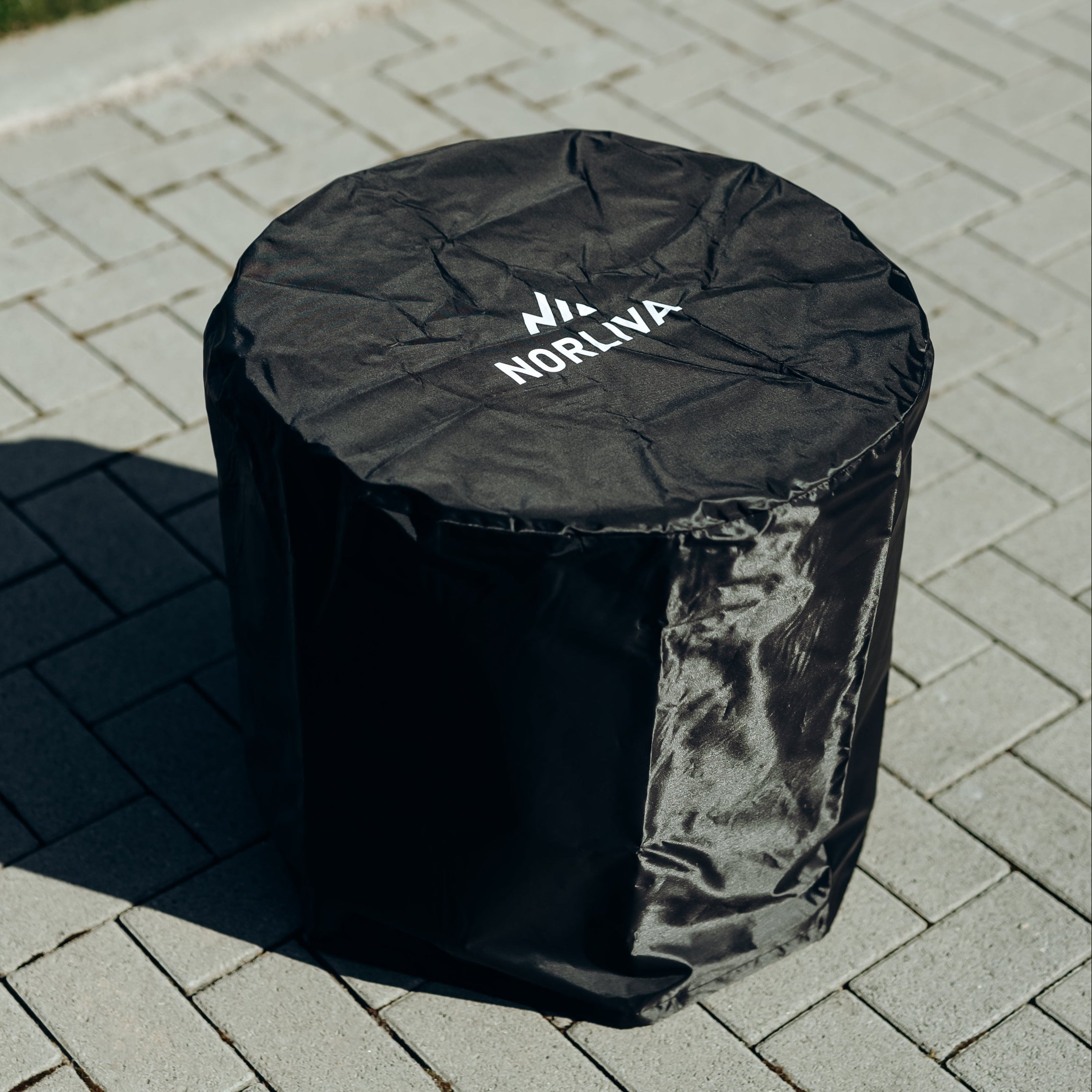 Set : Skara + Couvercle + Grille à plaques de cuisson + Accessoire pour four à pizza