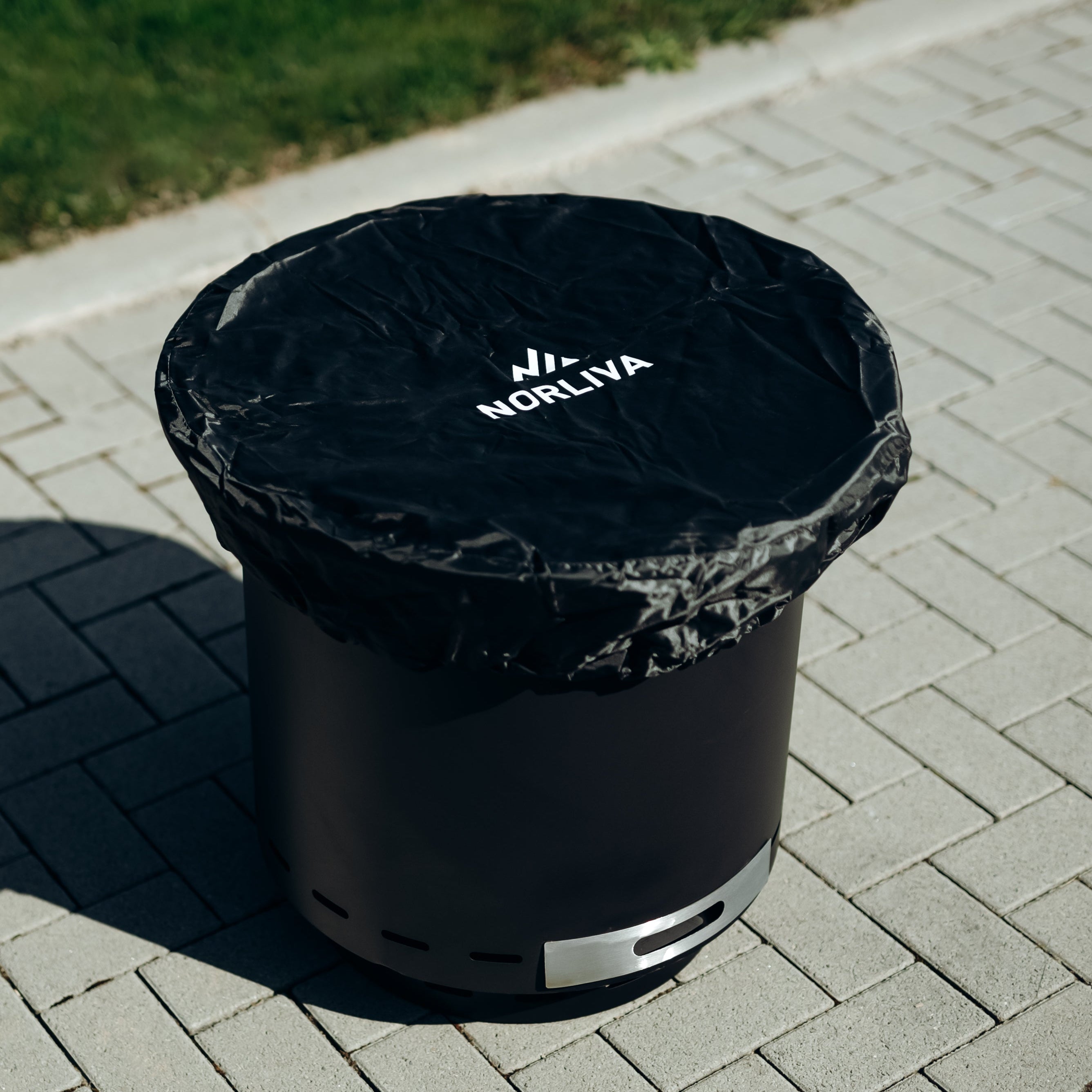 Set : Skara + Couvercle + Grille à plaques de cuisson + Accessoire pour four à pizza