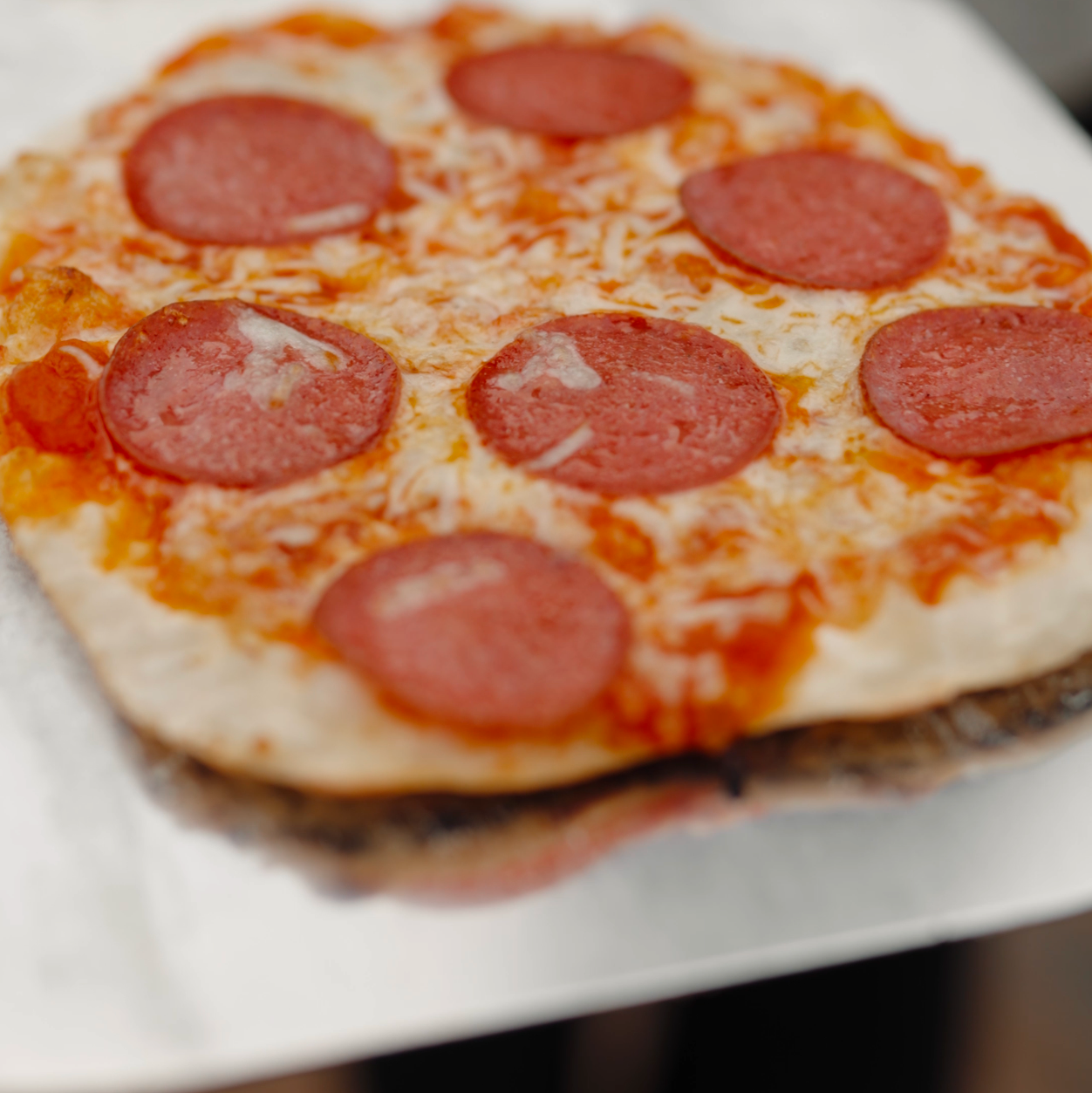 Ensemble : Skara Pluss + accessoire four à pizza
